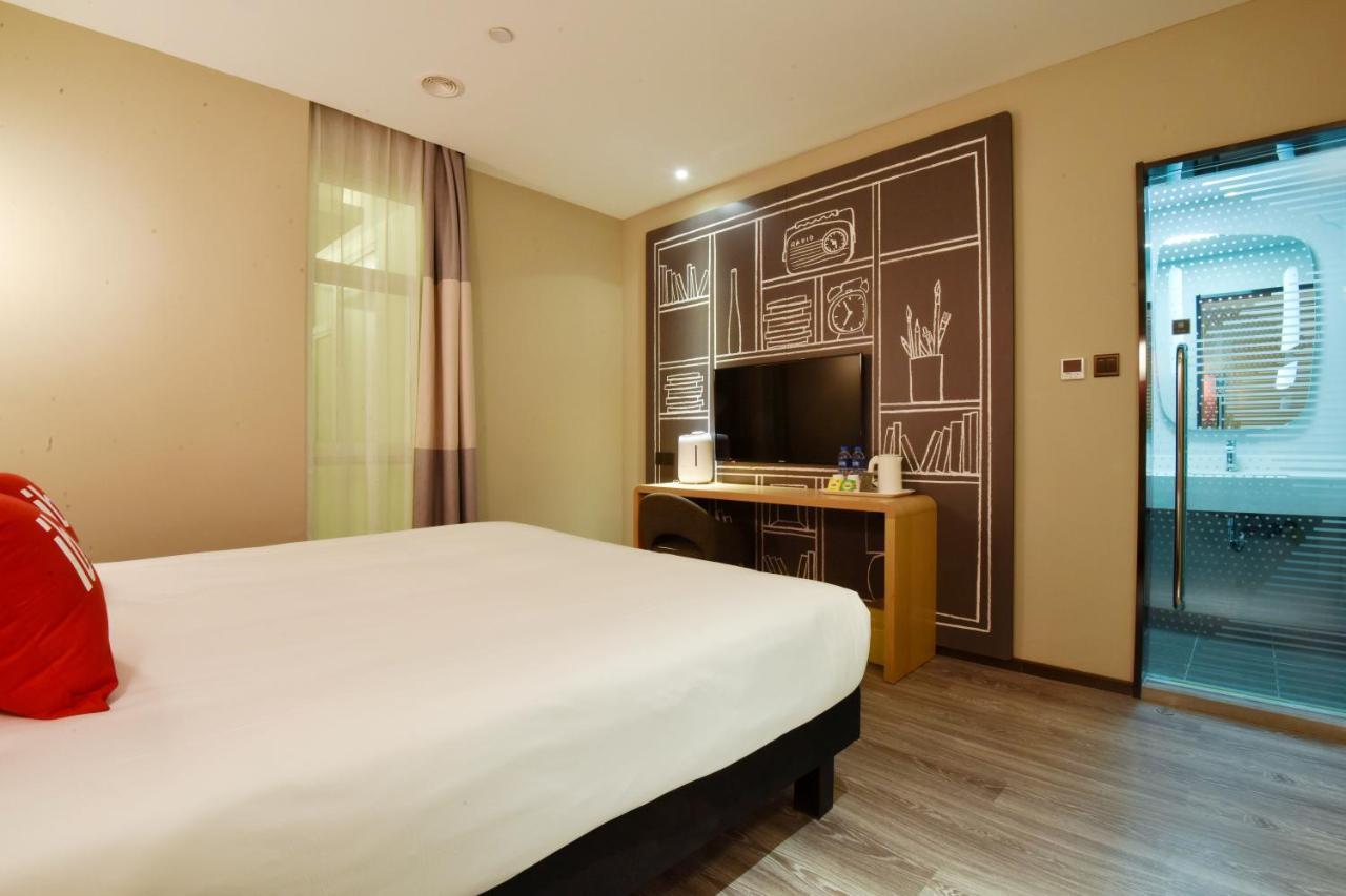 Ibis Lanzhou Customs House Hotel Exterior photo