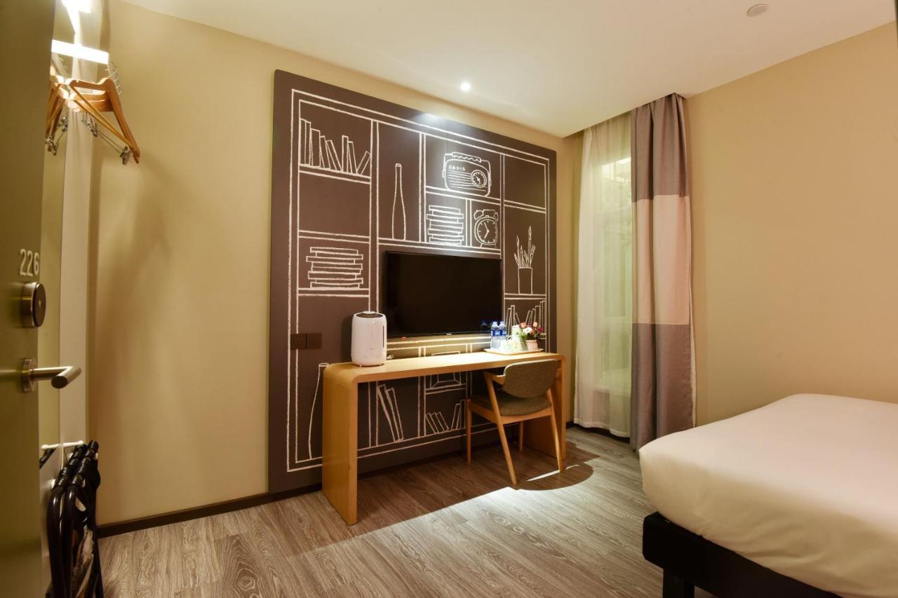 Ibis Lanzhou Customs House Hotel Exterior photo